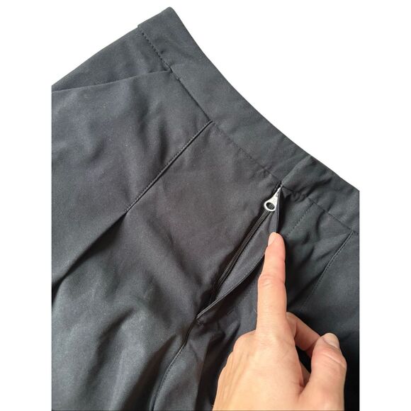 Lululemon Long Story Shorts Reflective Relaxed Bermuda Black Sz 4 - Picture 11 of 11